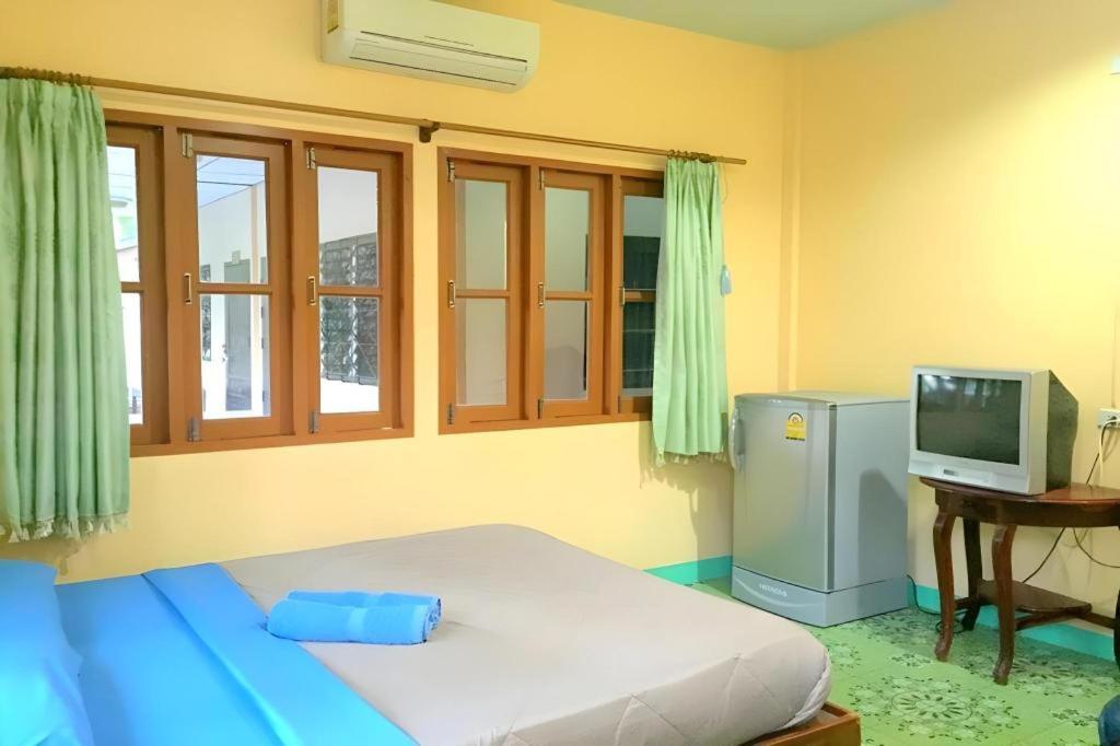 Sea Breeze Resort Ко-Самед Экстерьер фото