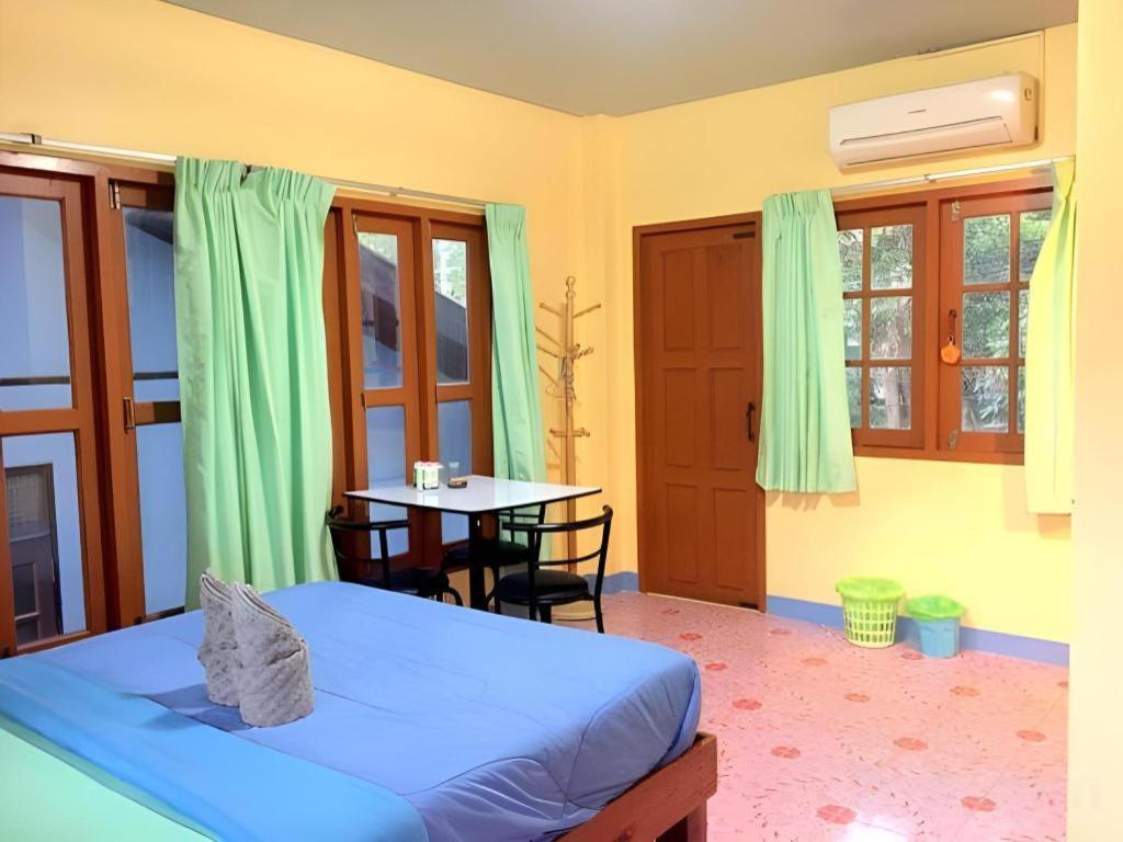 Sea Breeze Resort Ко-Самед Экстерьер фото