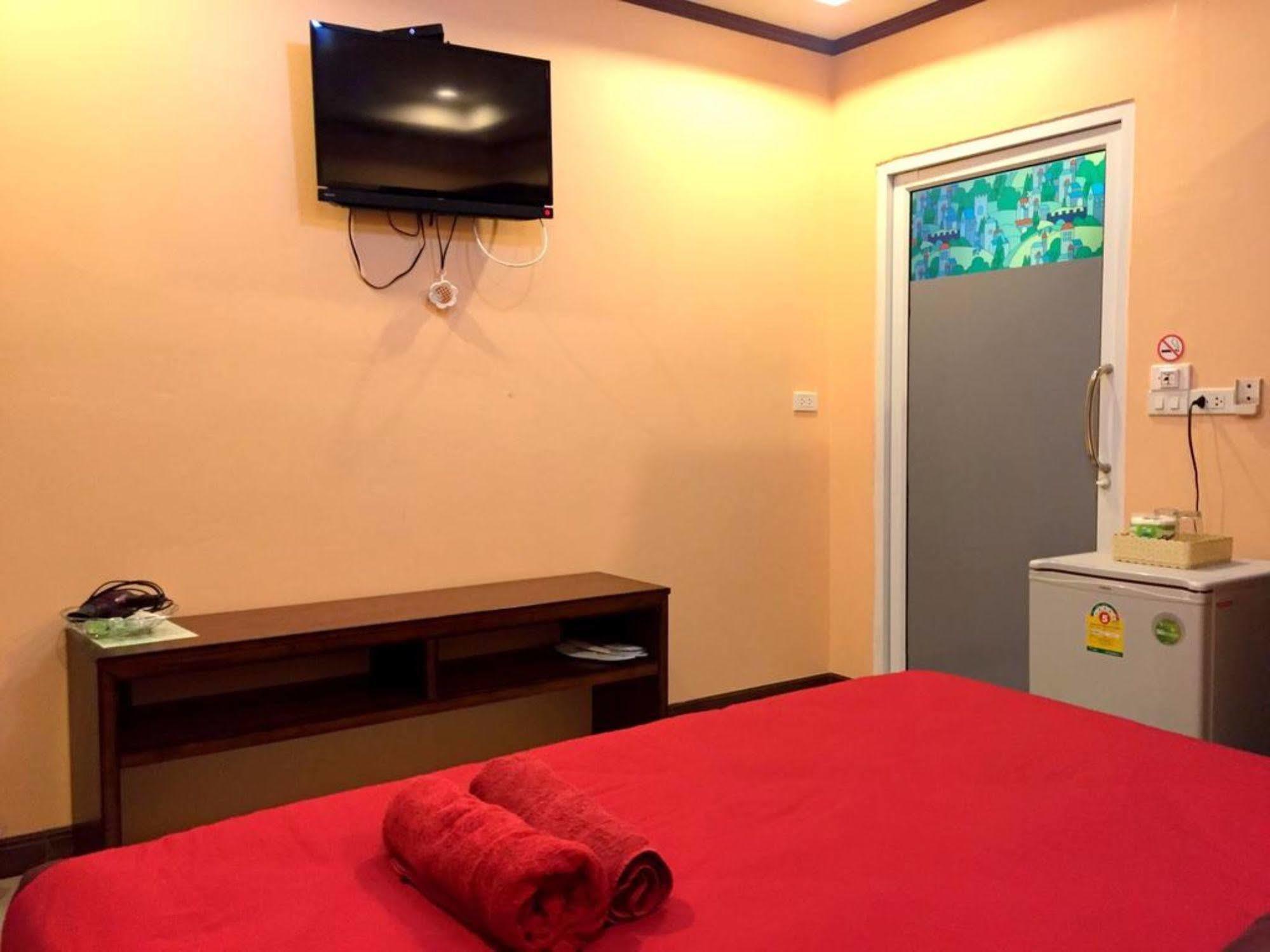 Sea Breeze Resort Ко-Самед Экстерьер фото